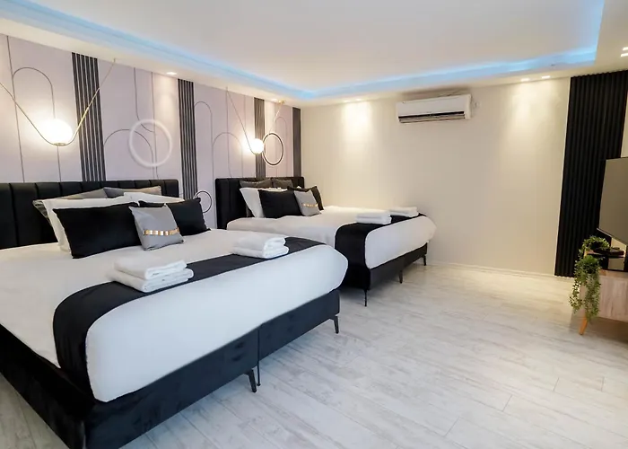 Yalarent Mountainside Luxury Apartments With Private Pool